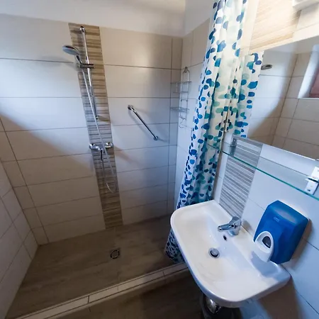 게스트하우스 Kun Pista Vendeghaz Ii